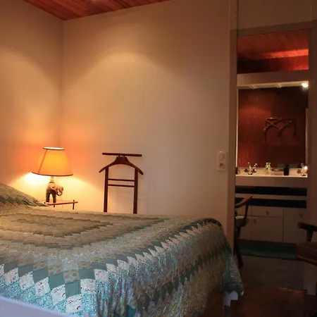 Petite Maison De Charme Dans Domaine Boisé *