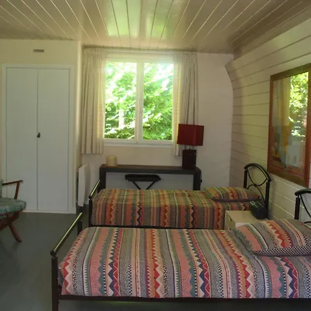 Vakantiehuis Petite Maison De Charme Dans Domaine Boise Saint-Gâtien-des-Bois